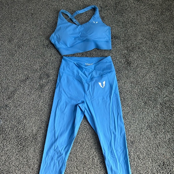 Firm abs workout set - Picture 2 of 4